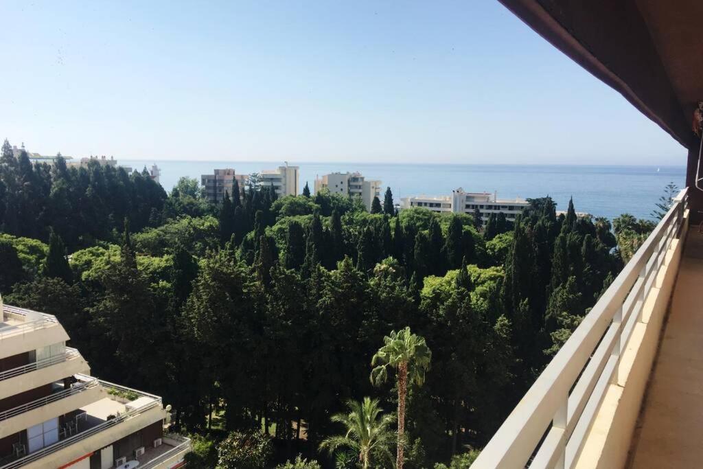 Penthouse With Private Pool, Hot Tub Jacuzzi With Sea Views And Chill-Out Zone, Close To The Sea Marbella Eksteriør billede