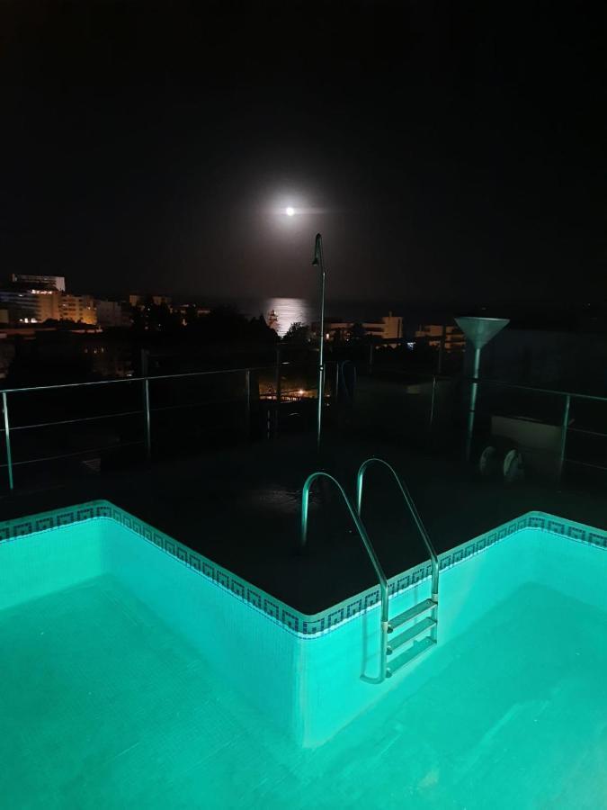 Penthouse With Private Pool, Hot Tub Jacuzzi With Sea Views And Chill-Out Zone, Close To The Sea Marbella Eksteriør billede