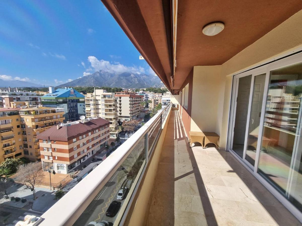 Penthouse With Private Pool, Hot Tub Jacuzzi With Sea Views And Chill-Out Zone, Close To The Sea Marbella Eksteriør billede